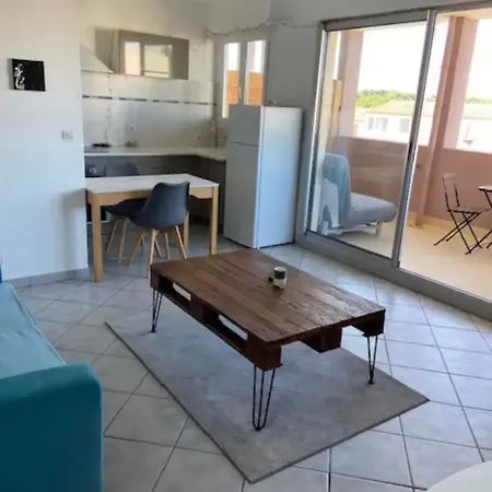 شقة Calme, Climatise, Terrasse, Place De Parking مونبيلييه